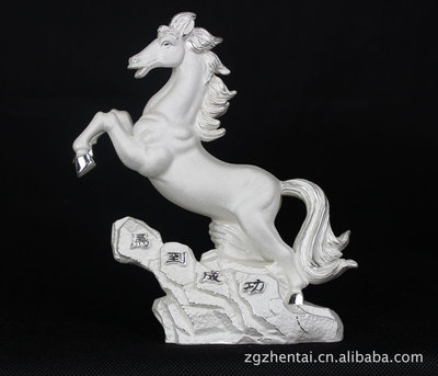 臻泰珠寶駿馬系列 馬到成功白銀工藝擺飾，匠心打造的藝術(shù)珍品